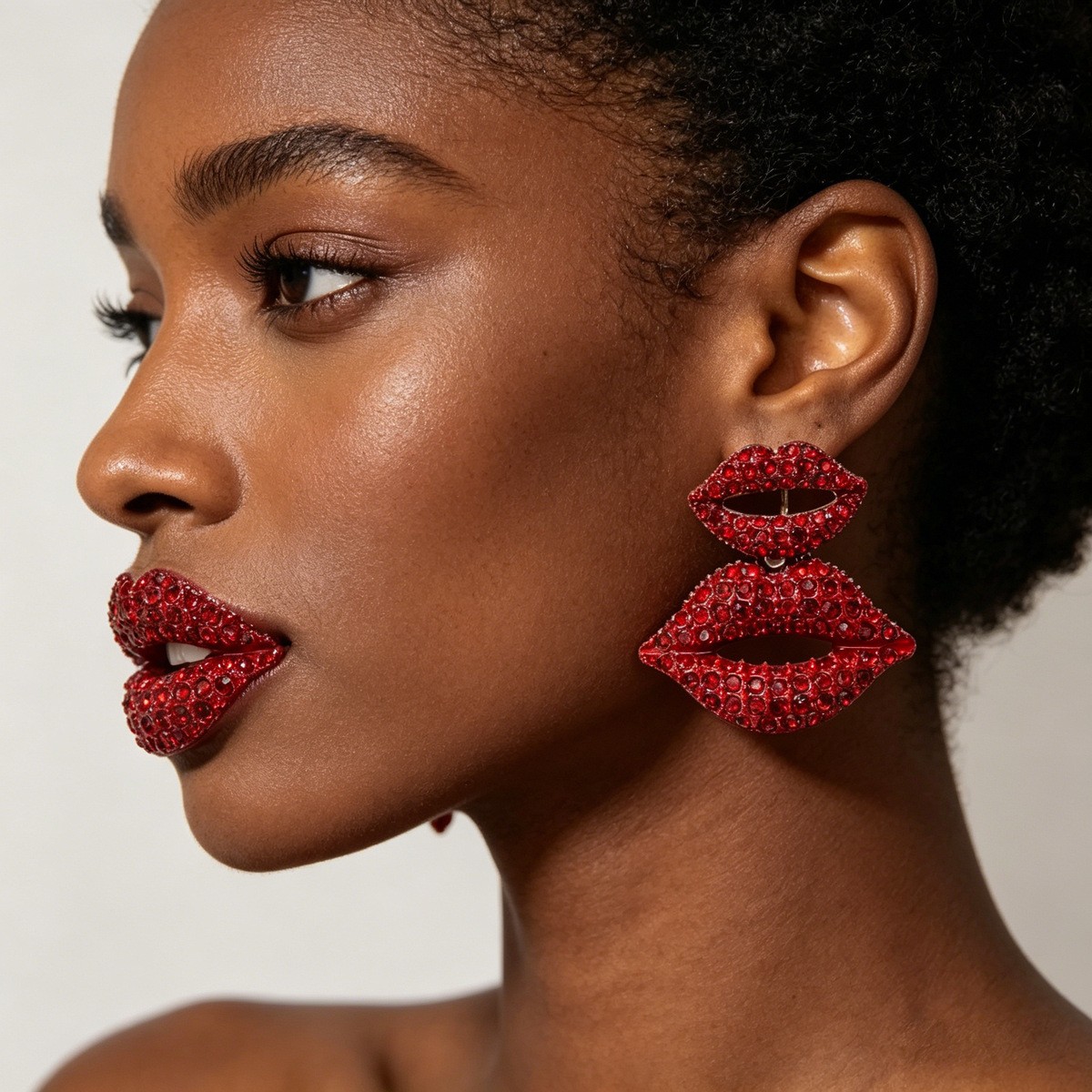 Glitter Double-Lips Drop Earrings