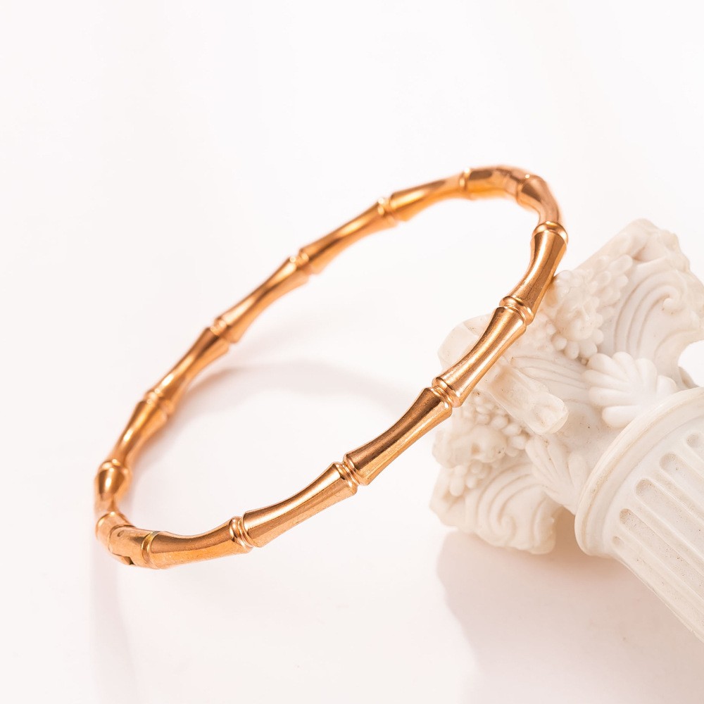 Bamboo-Style Enamel Bangle
