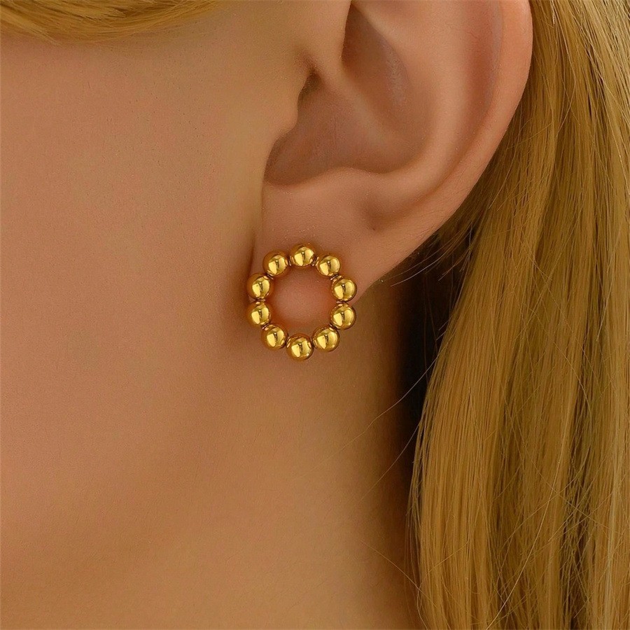 Round Bead-Cluster Earrings